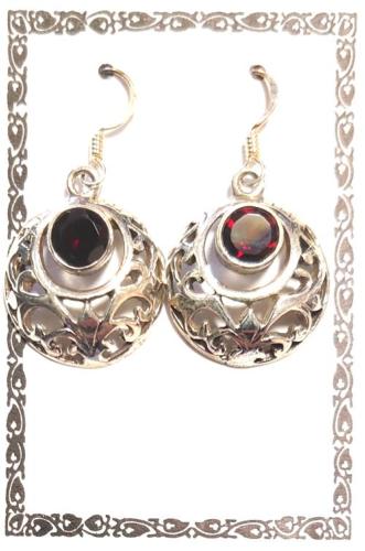 Boucles d'oreille en argent, Grenat